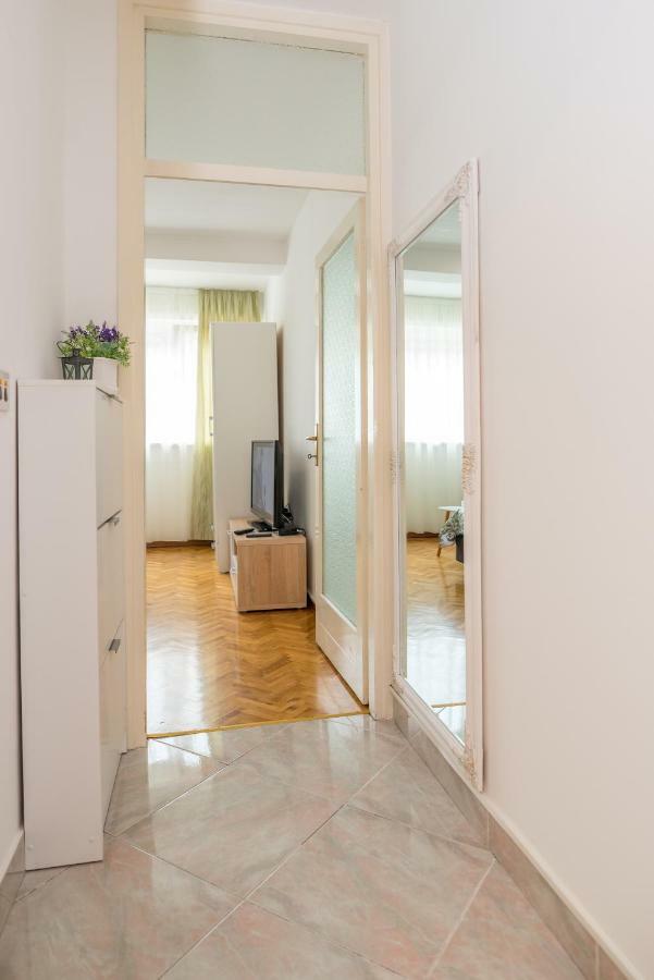 Doris,self Check In Apartma *
